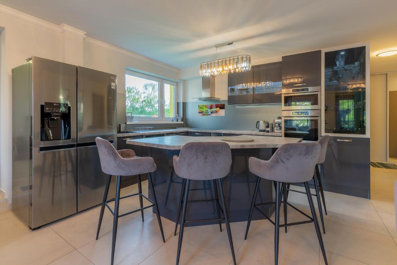 Appartamento Admiral Luxury IV Apartman By Bltn Siófok Esterno foto