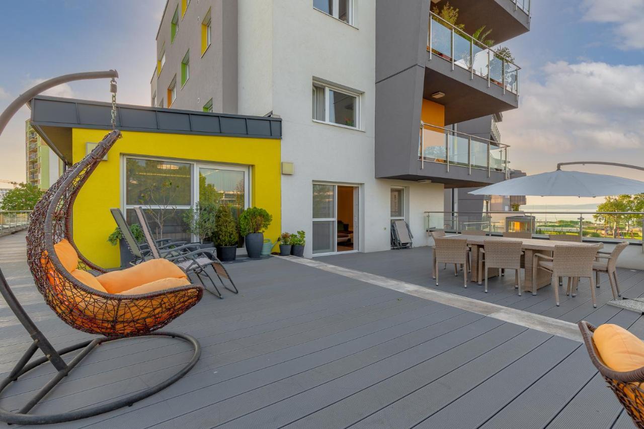 Appartamento Admiral Luxury IV Apartman By Bltn Siófok Esterno foto