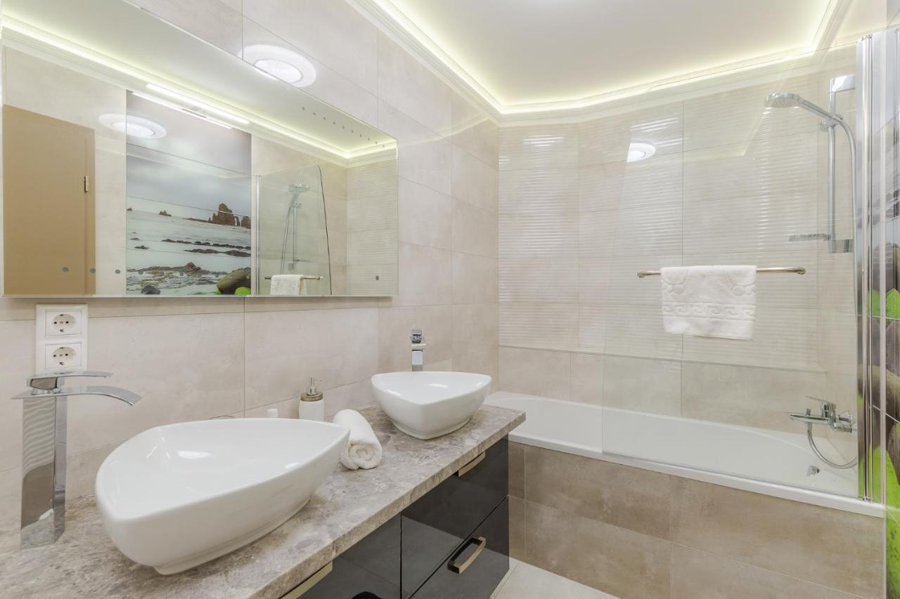 Appartamento Admiral Luxury IV Apartman By Bltn Siófok Esterno foto
